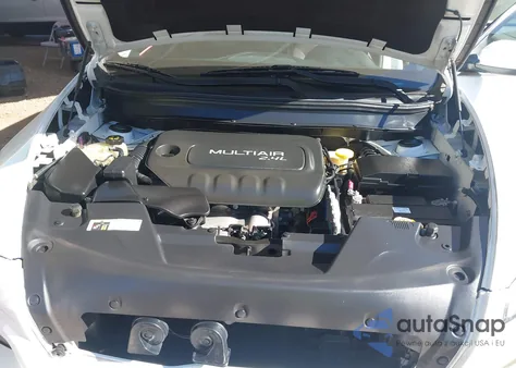 2014 Jeep Cherokee Latitude z USA, uszkodzony, nr VIN 1C4PJLCB4EW155004